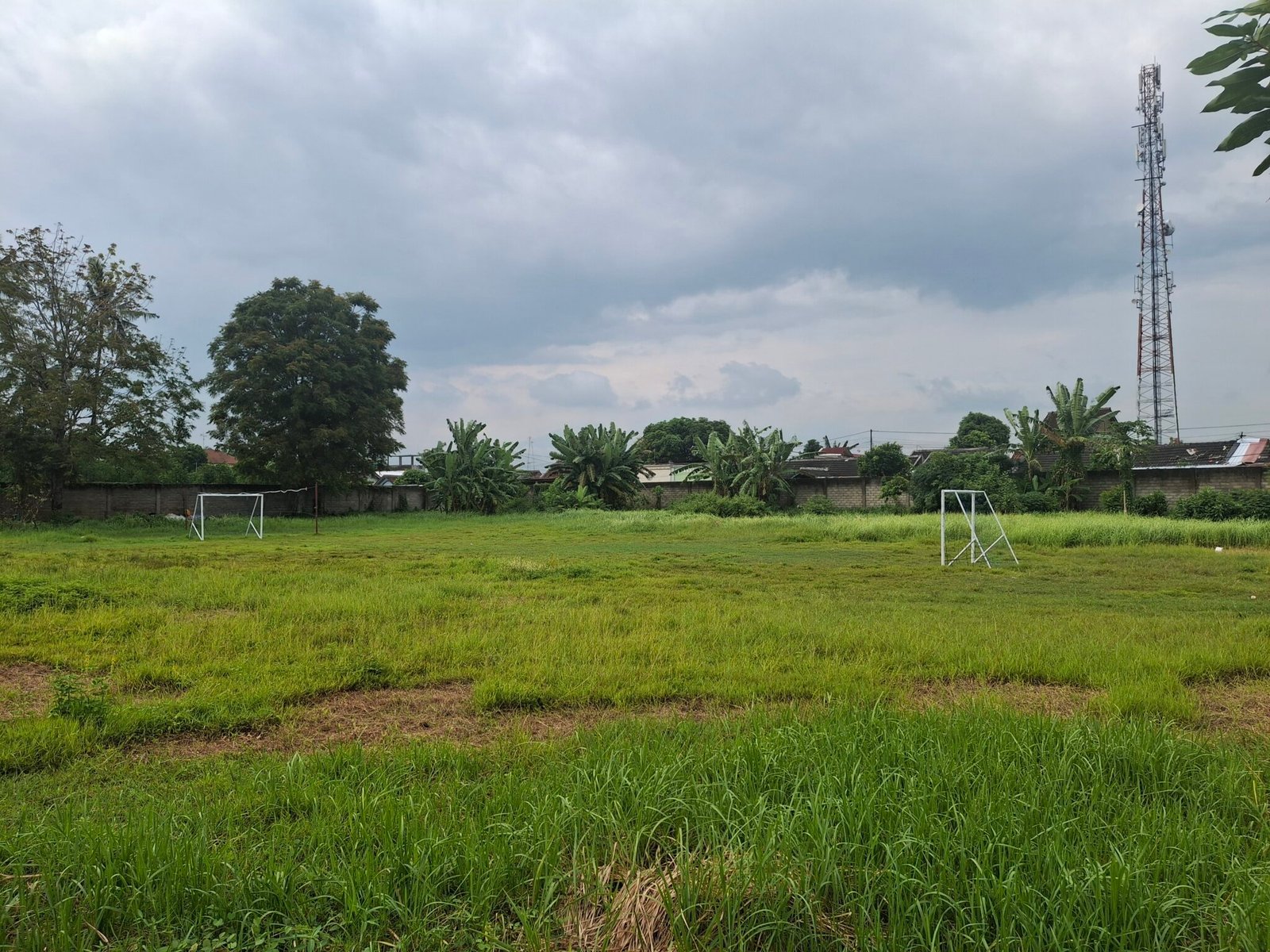 Lapngan Sepak Bola